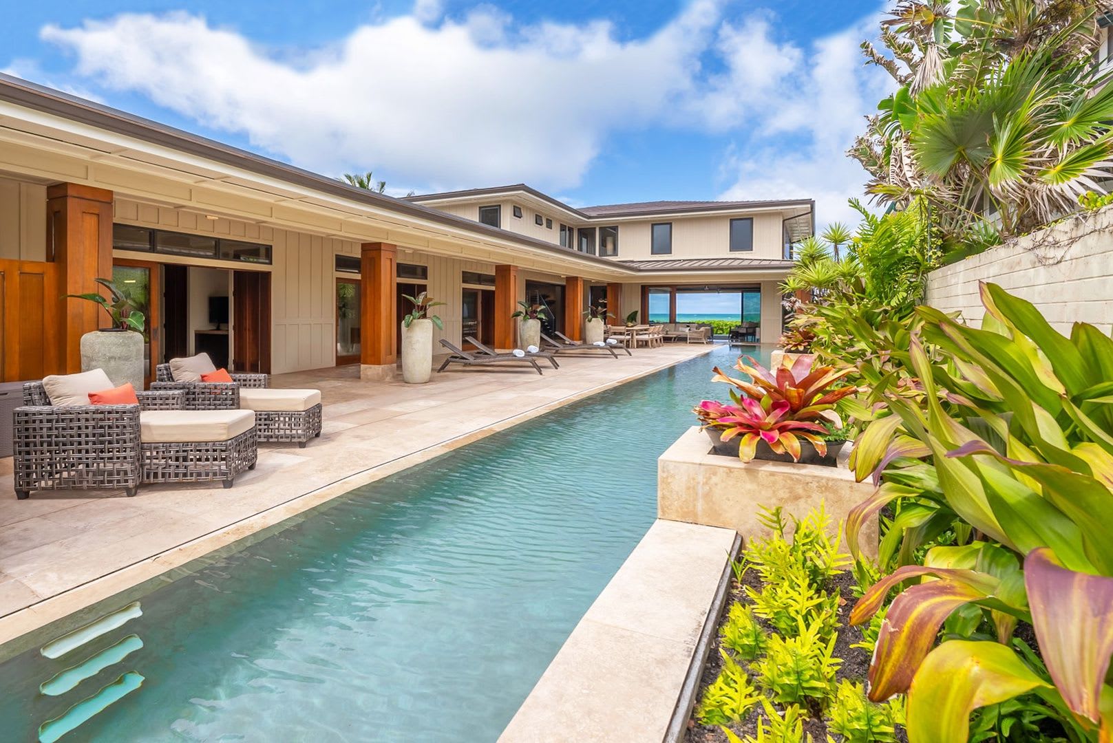 Makalei Beachfront Villa W Heated Pool View – photo 4