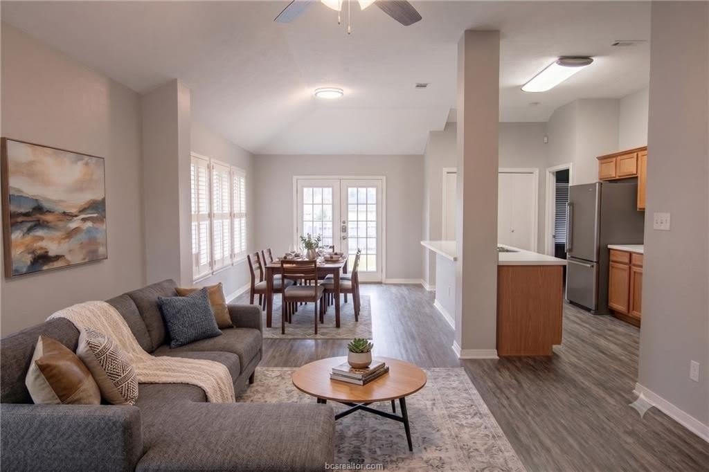 3739 Marielene Circle – photo 3