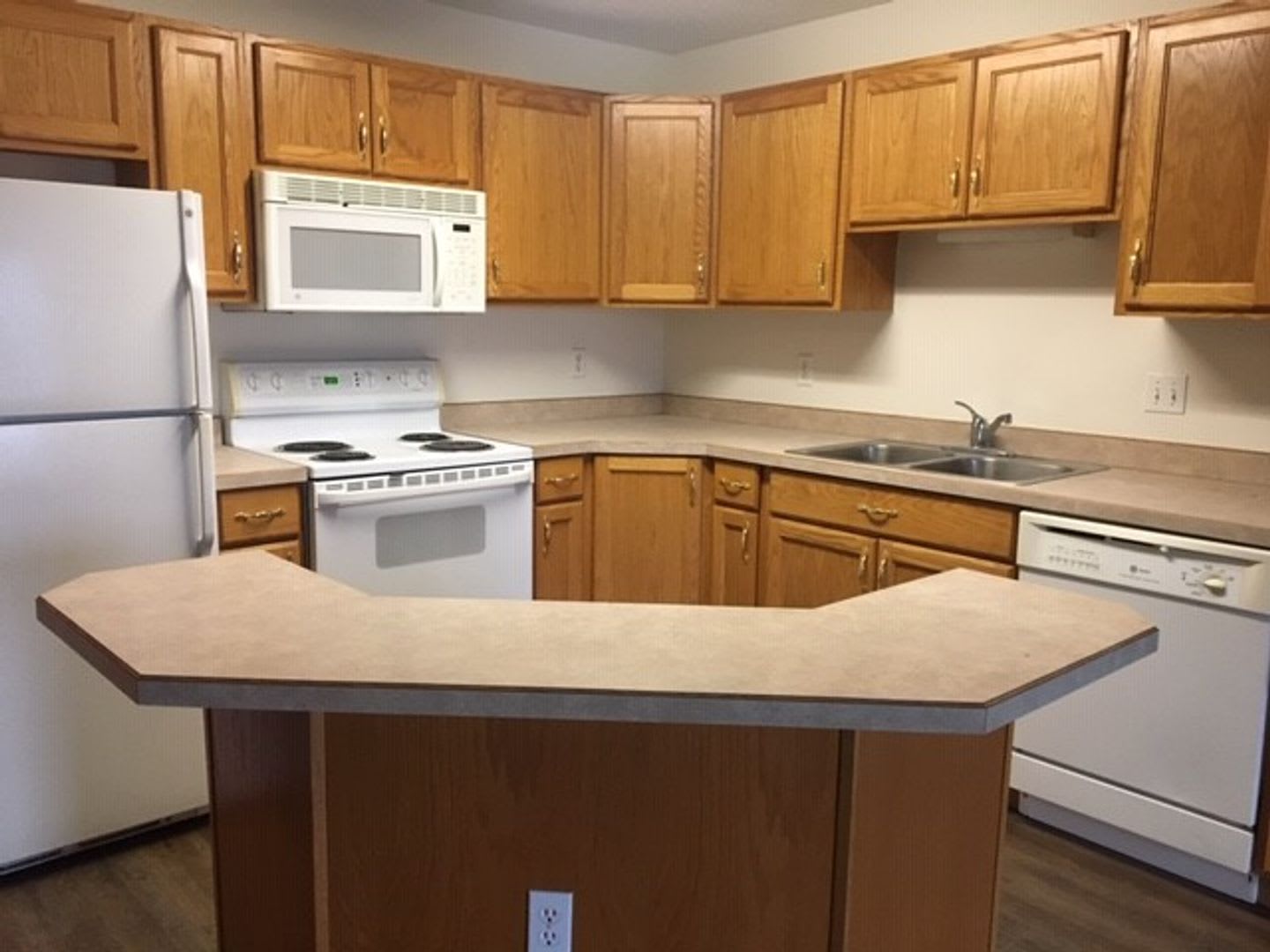 5002 16th Ave S – photo 2