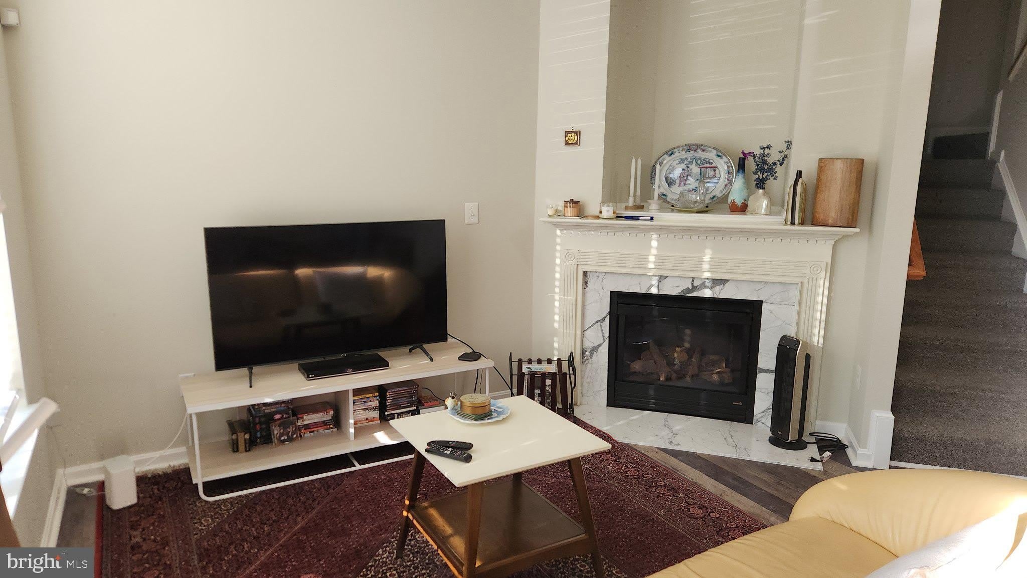 107 SWALLOW POINTE Court – photo 2