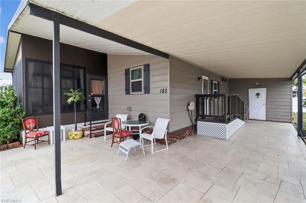 183 Oceans Blvd – photo 2