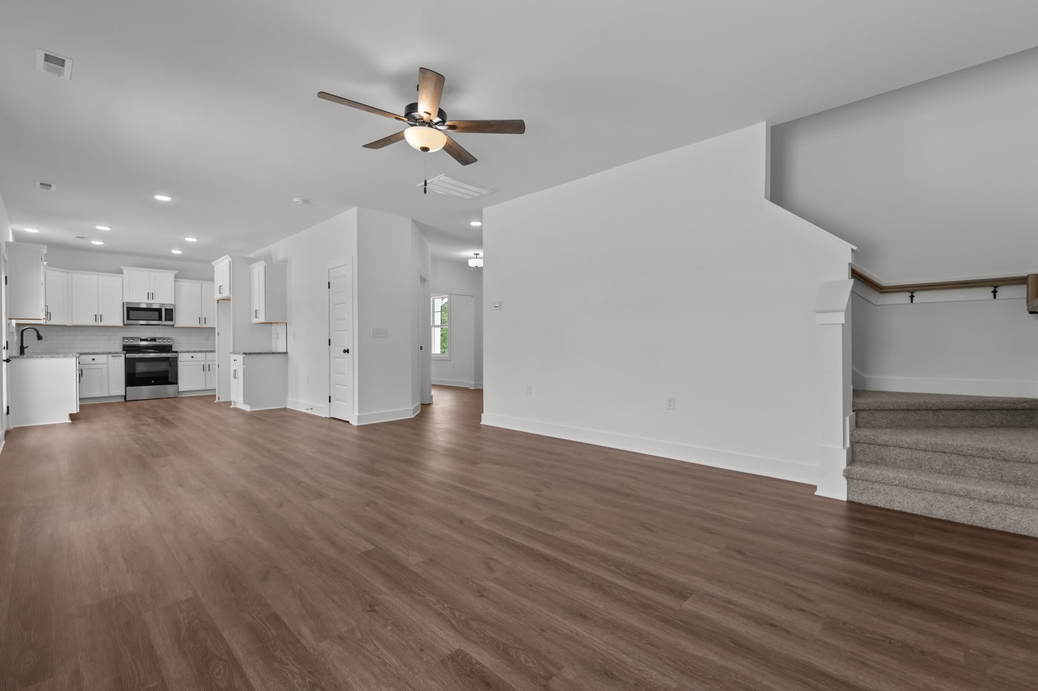 1571 Scull Road – photo 5