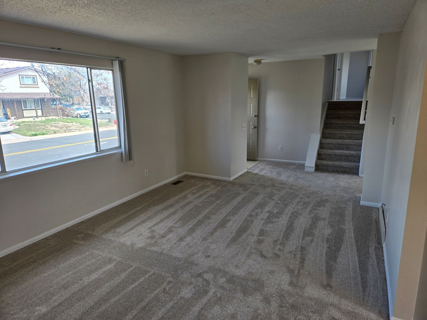 3 Bedroom 2 bath, single family house in Westminster – photo 4