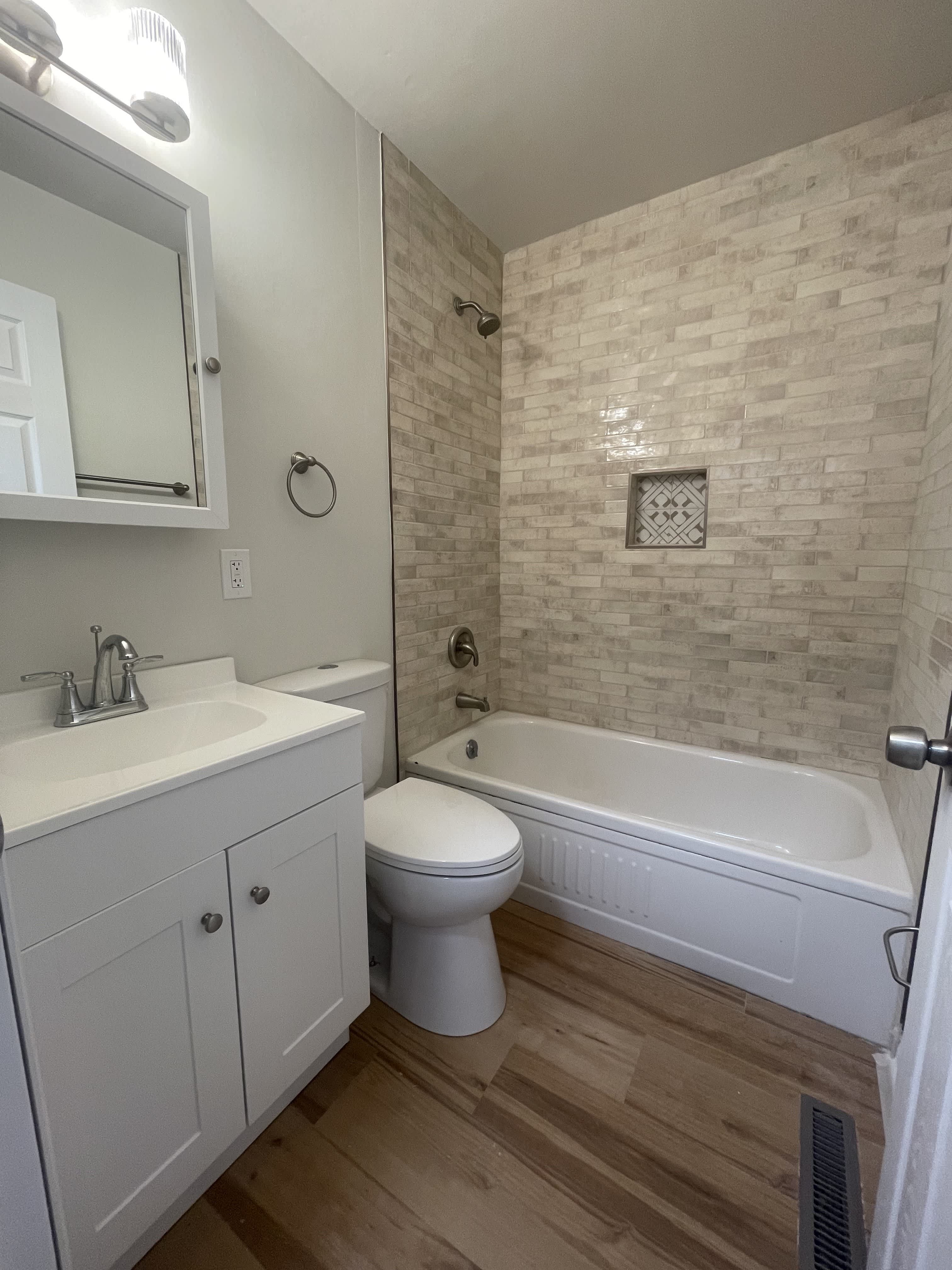 7830 Hanley Street – photo 5