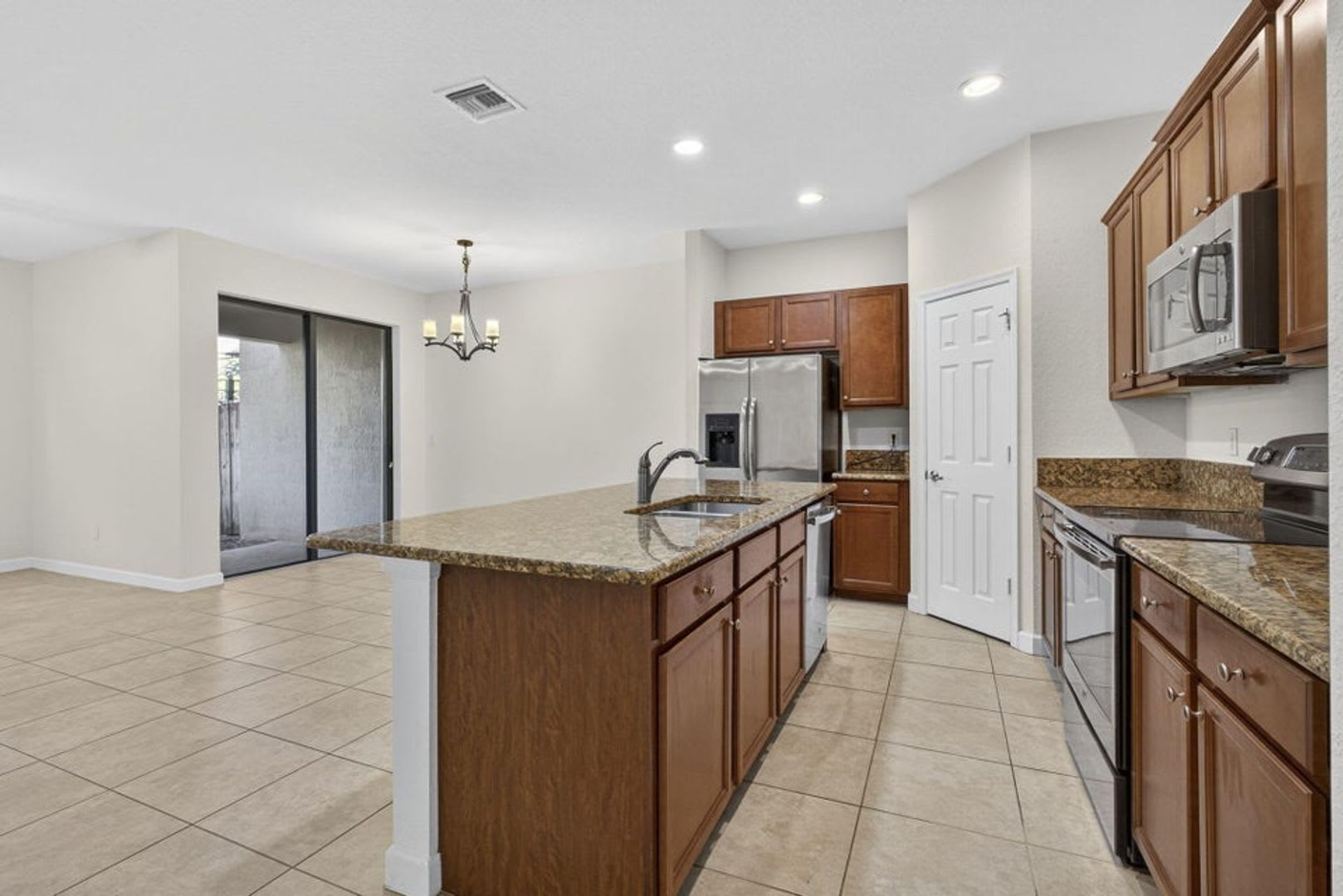 10348 Wellington Parc Drive, Wellington, FL 33449 – photo 2