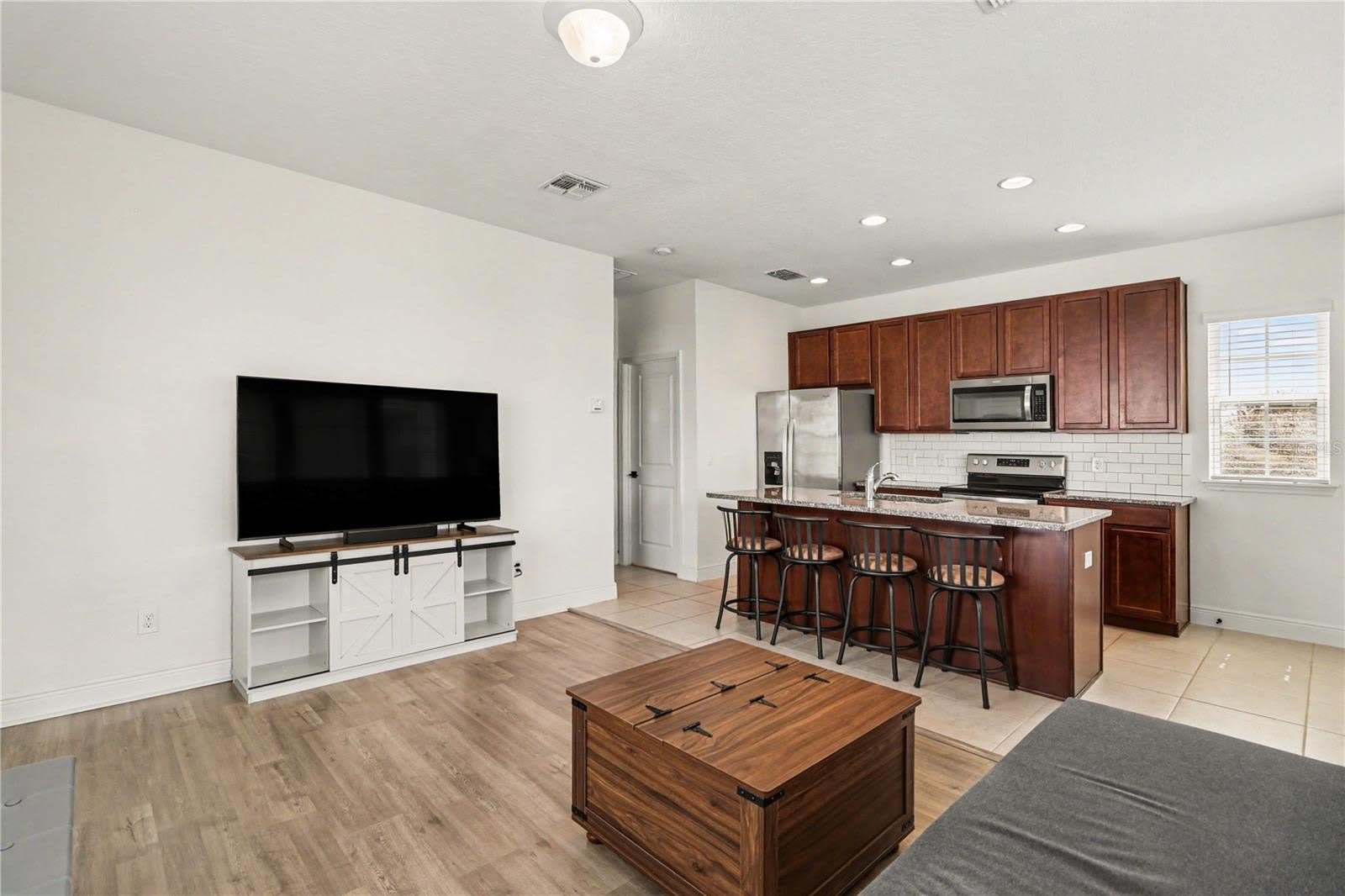 8274 R NEMOURS Parkway – photo 5