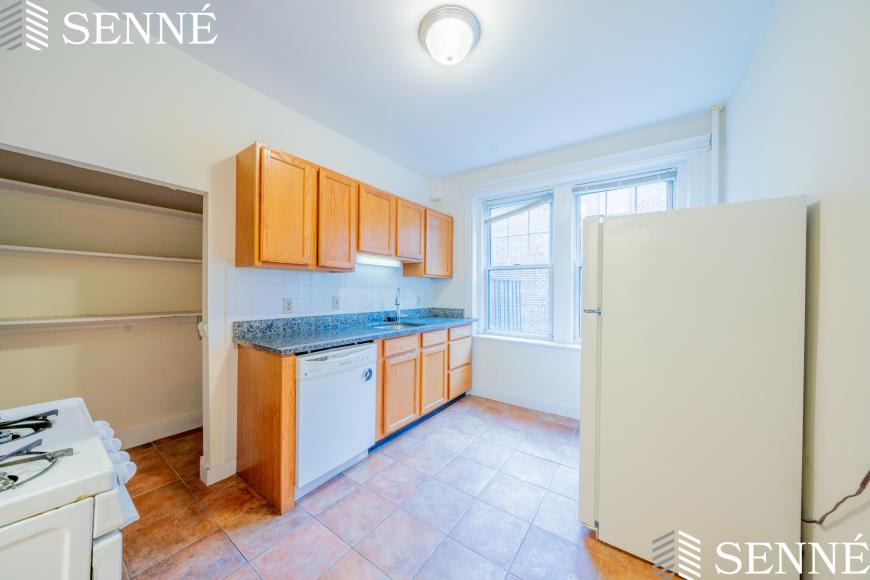 333 Harvard St. – photo 1