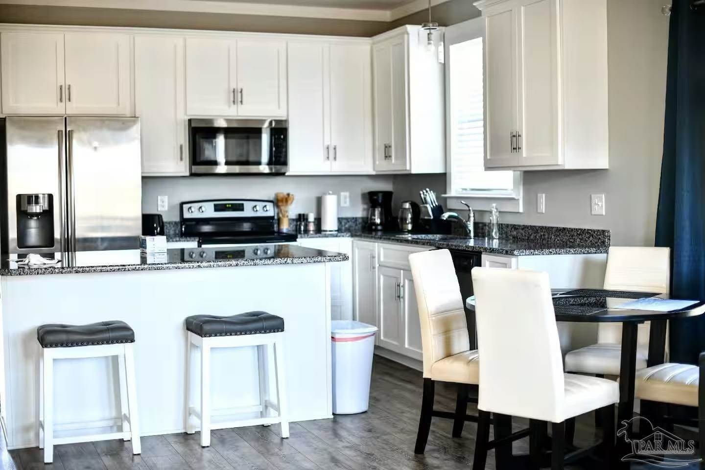 5446 Medina Rd – photo 3