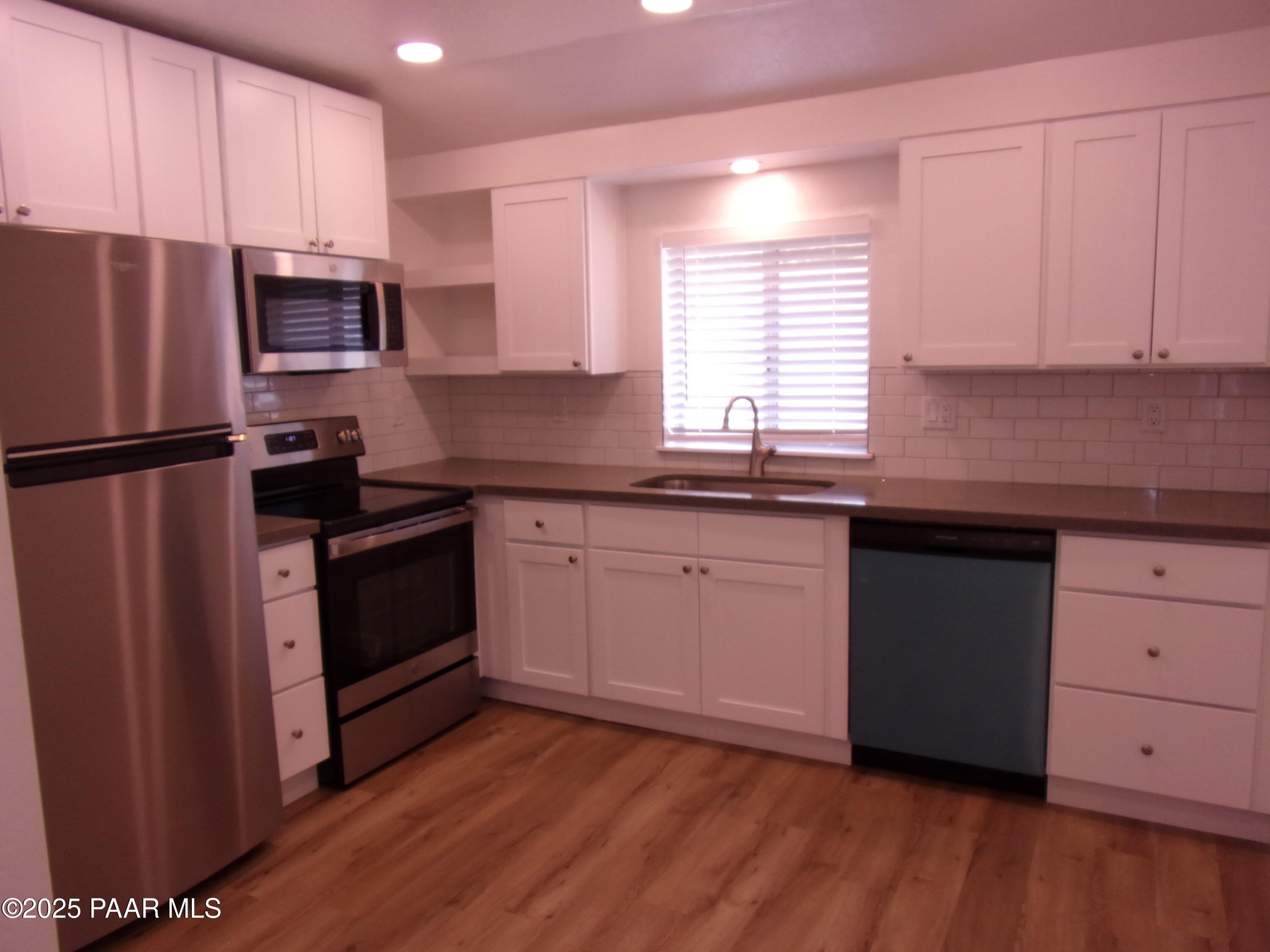 5280 E Diamond Drive – photo 5
