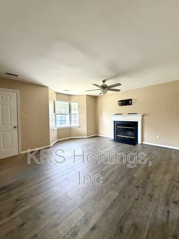 2316 Finch Ct – photo 2