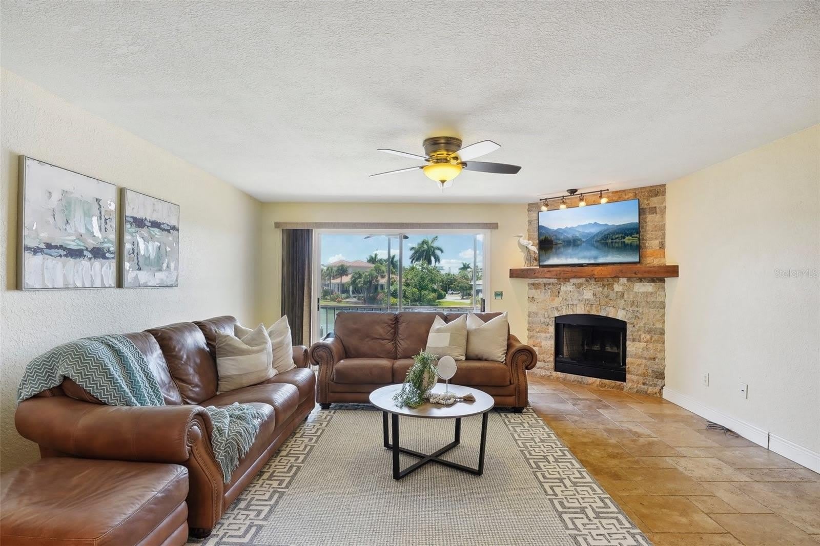637 PINELLAS BAYWAY – photo 5