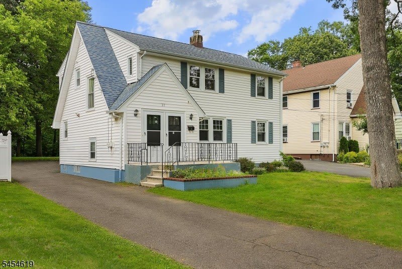 21 Old South Ave – photo 3
