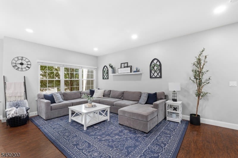 2202 Yardley Pl – photo 3