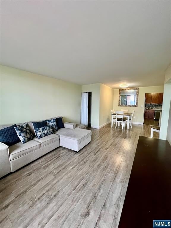 200 Division Street – photo 2