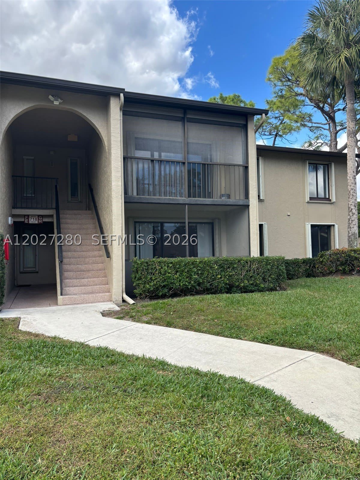 718 Sunny Pine Way – photo 1