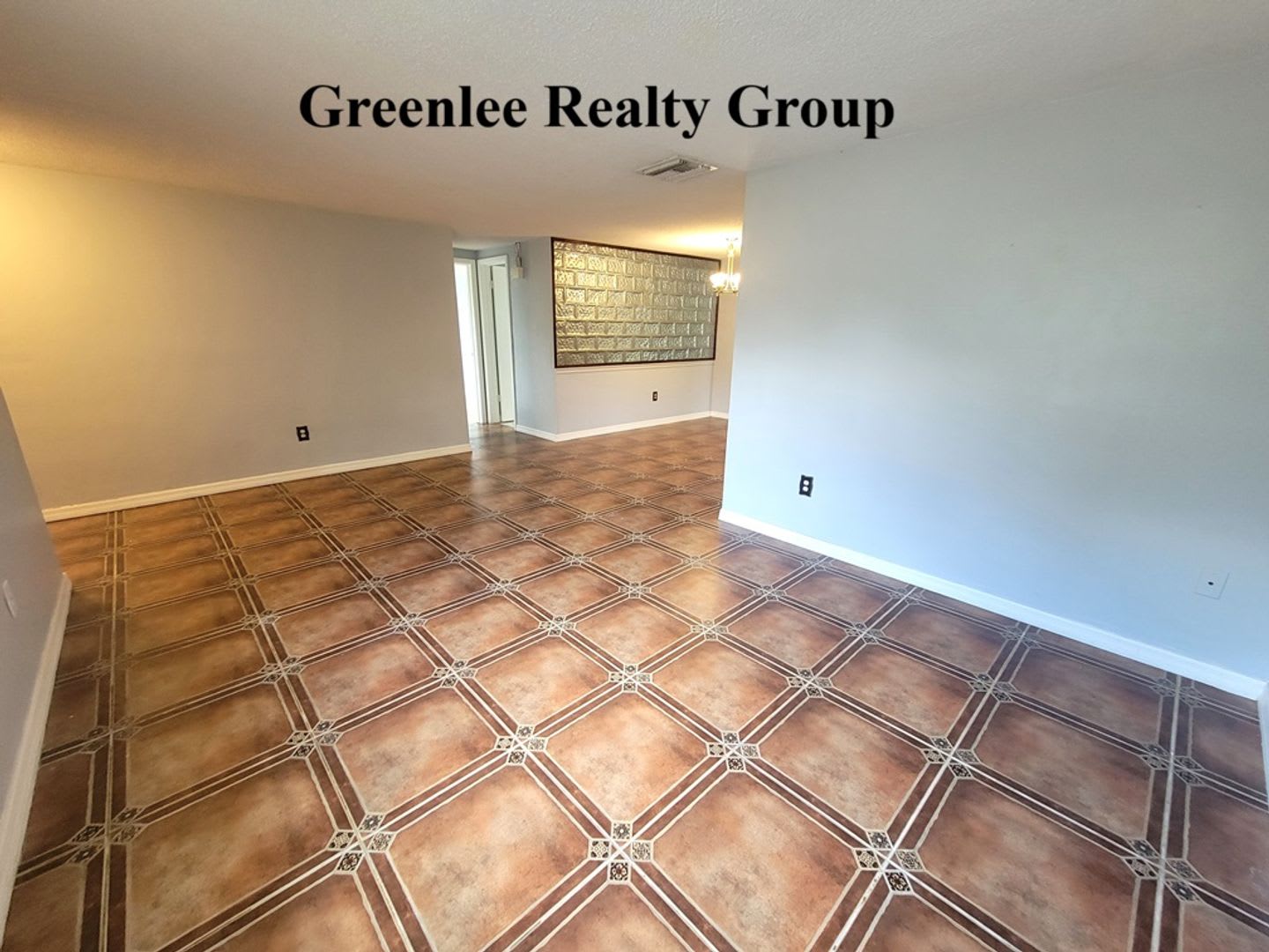 Spacious 2/2 home in Holiday—move-in ready and close to the beach! – photo 4