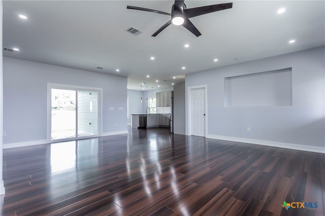 1110 N 42nd Street – photo 3