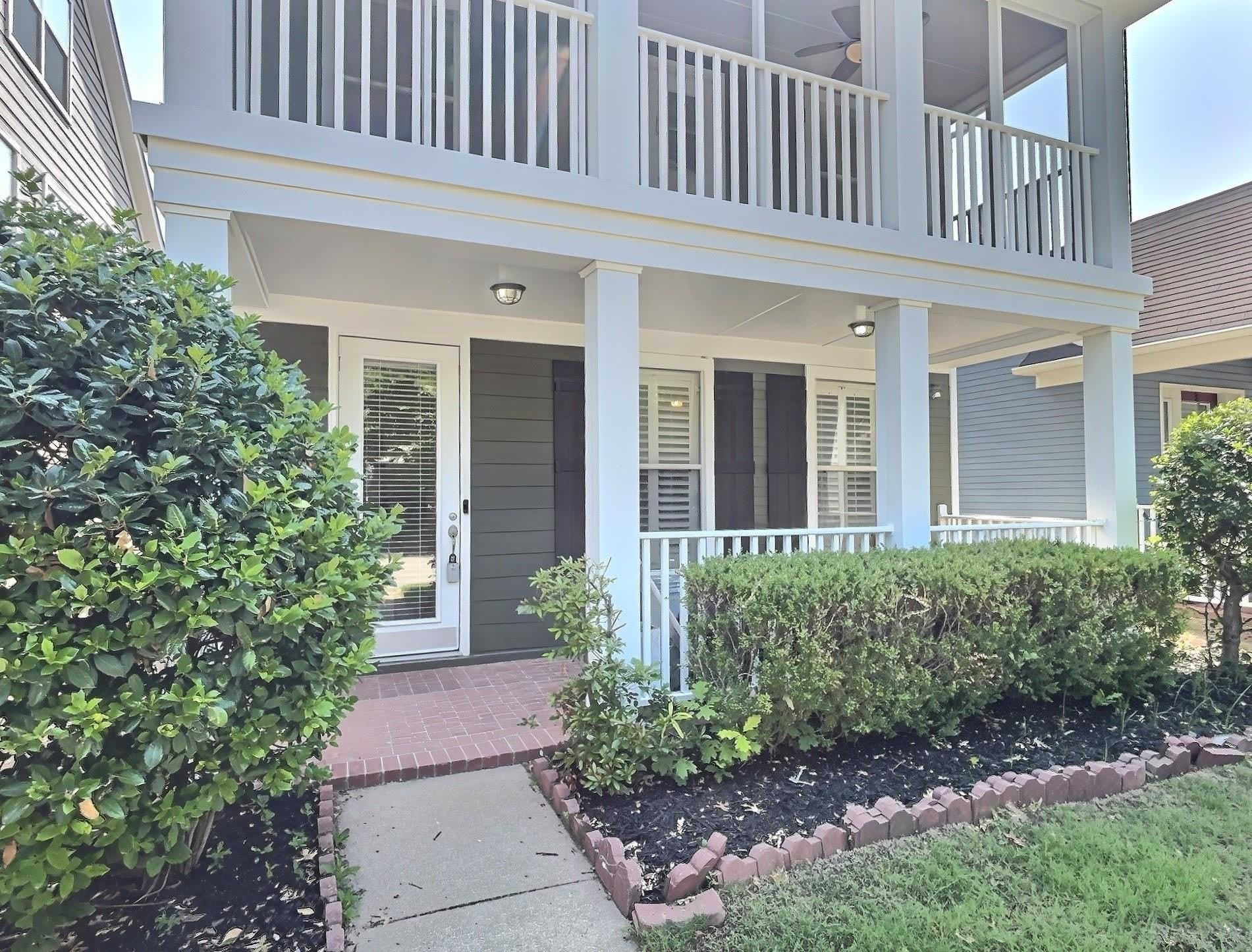 1368 ISLAND TOWN Dr – photo 2