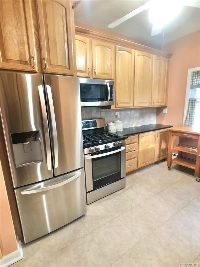 72 Stewart Avenue – photo 3