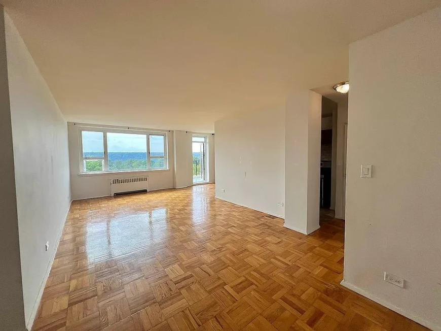 5355 Henry Hudson Parkway West – photo 1
