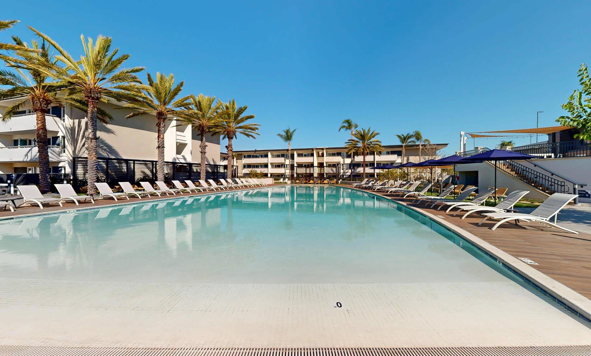 Eight 80 Newport Beach – photo 3