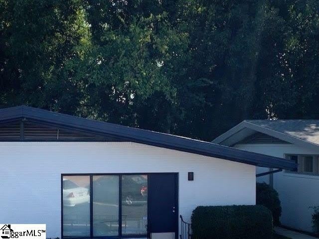 413 Vardry Street – photo 2
