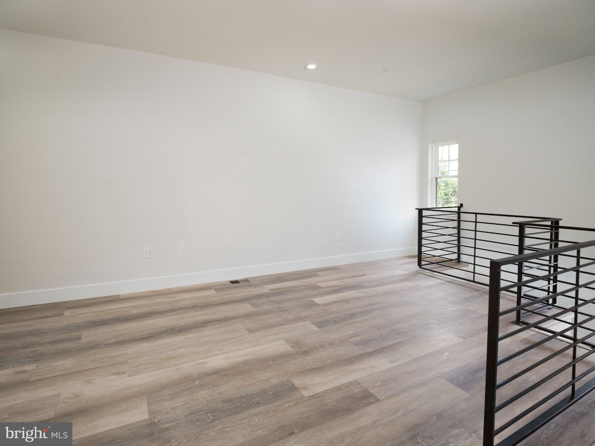 303 FOUNTAIN Street – photo 5