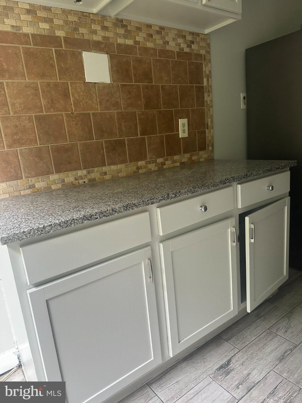 5608 BISMACH Drive – photo 5