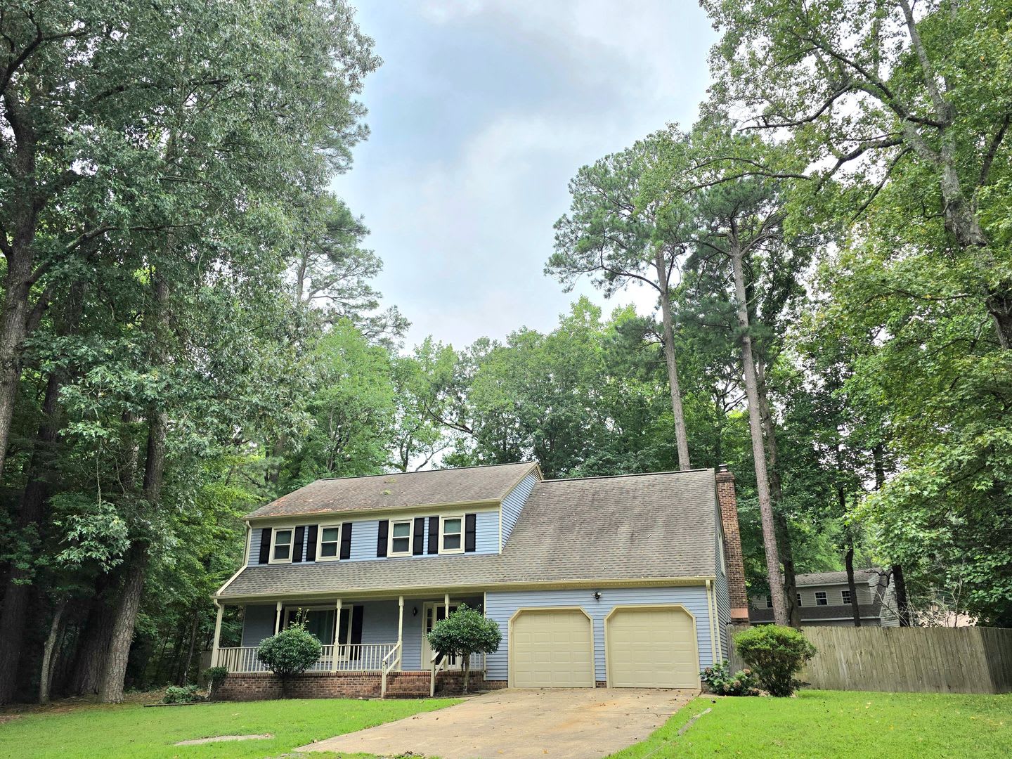Move-In Ready Yorktown Home with Two Primary Suites and Detached Garage – photo 2