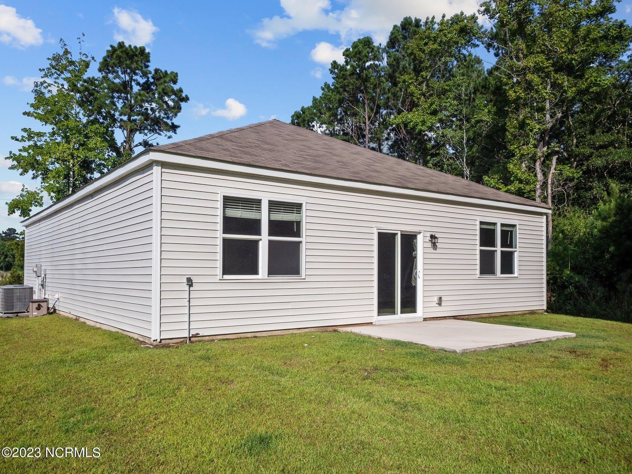 697 Morris Landing Road – photo 2