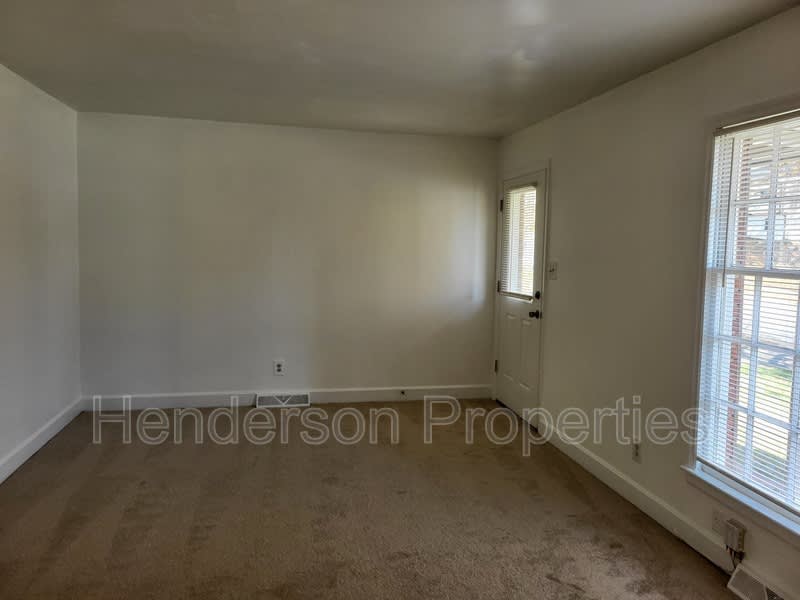 7512 Briardale Drive – photo 2