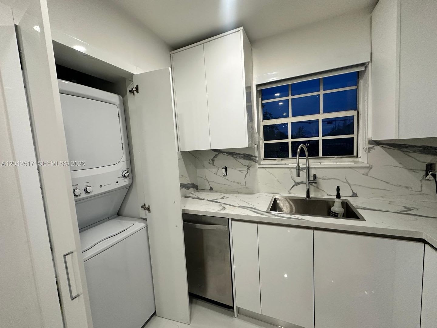 1270 NW 111th Street 0, Miami, FL 33167 – photo 2