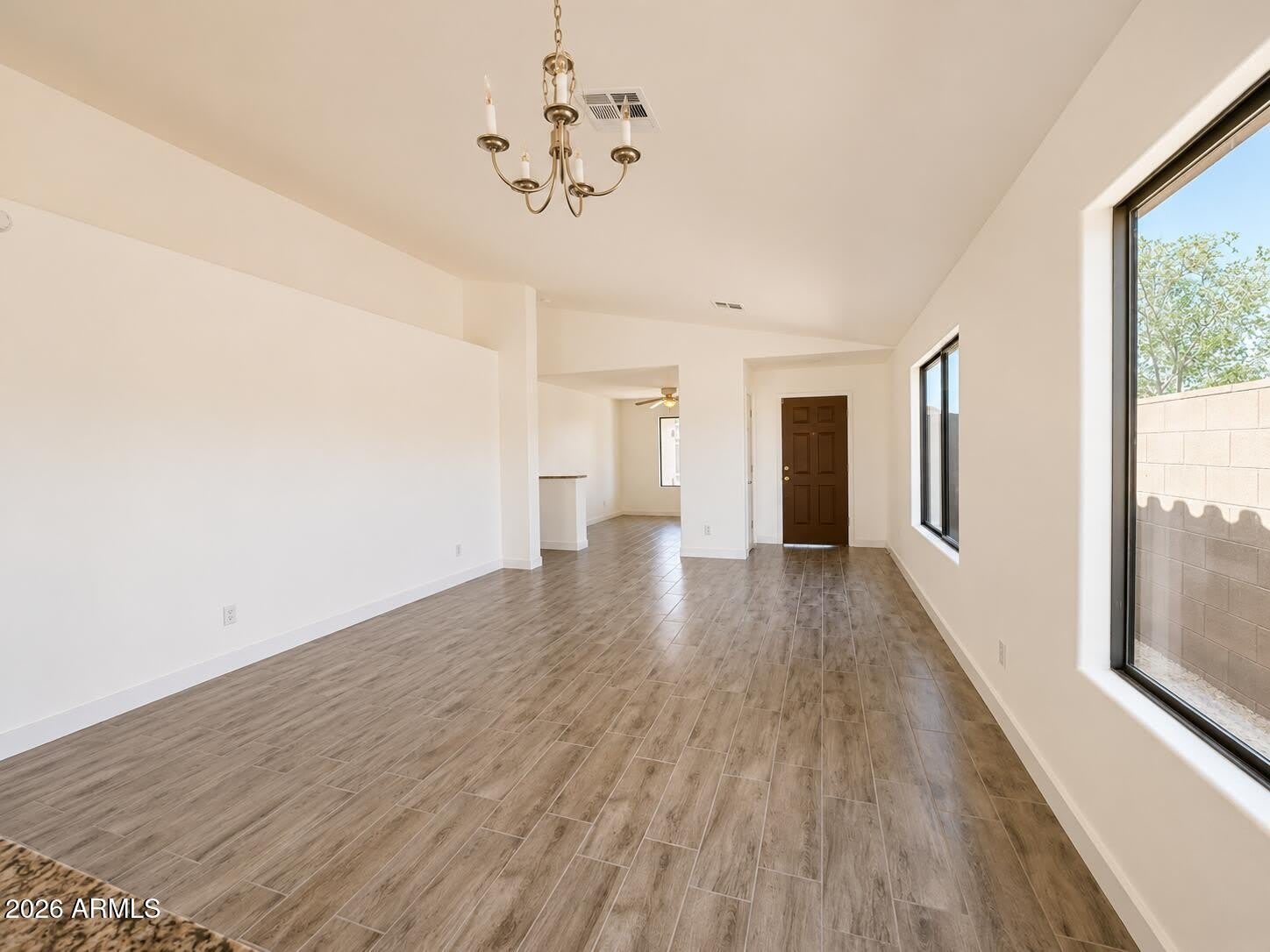 5256 W PLEASANT Lane – photo 4