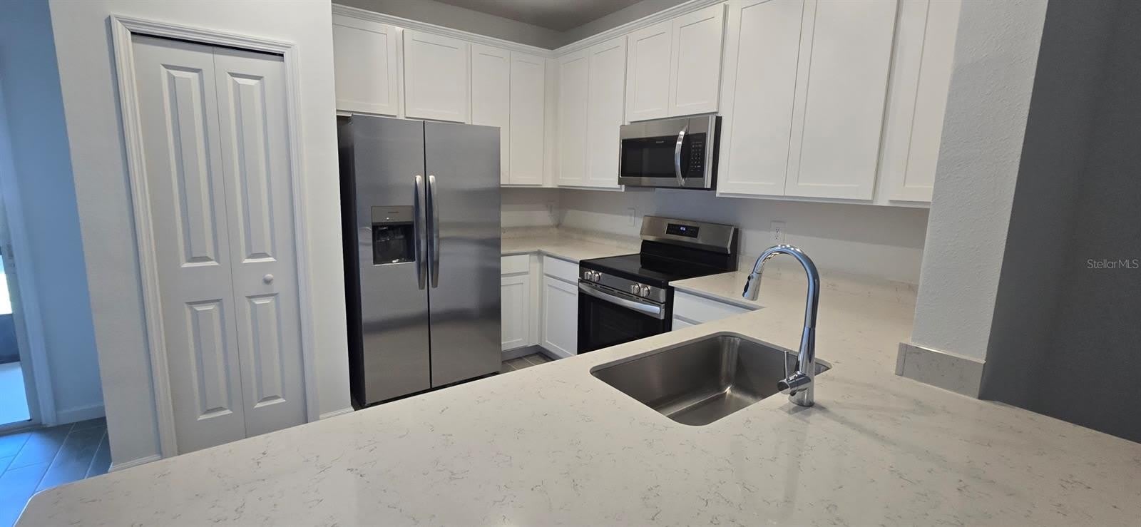 3577 SE 37 Court – photo 3