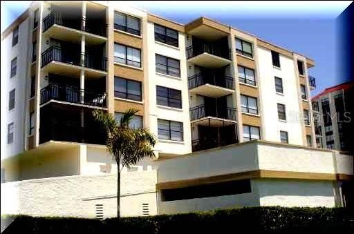 6211 SUN Boulevard – photo 4