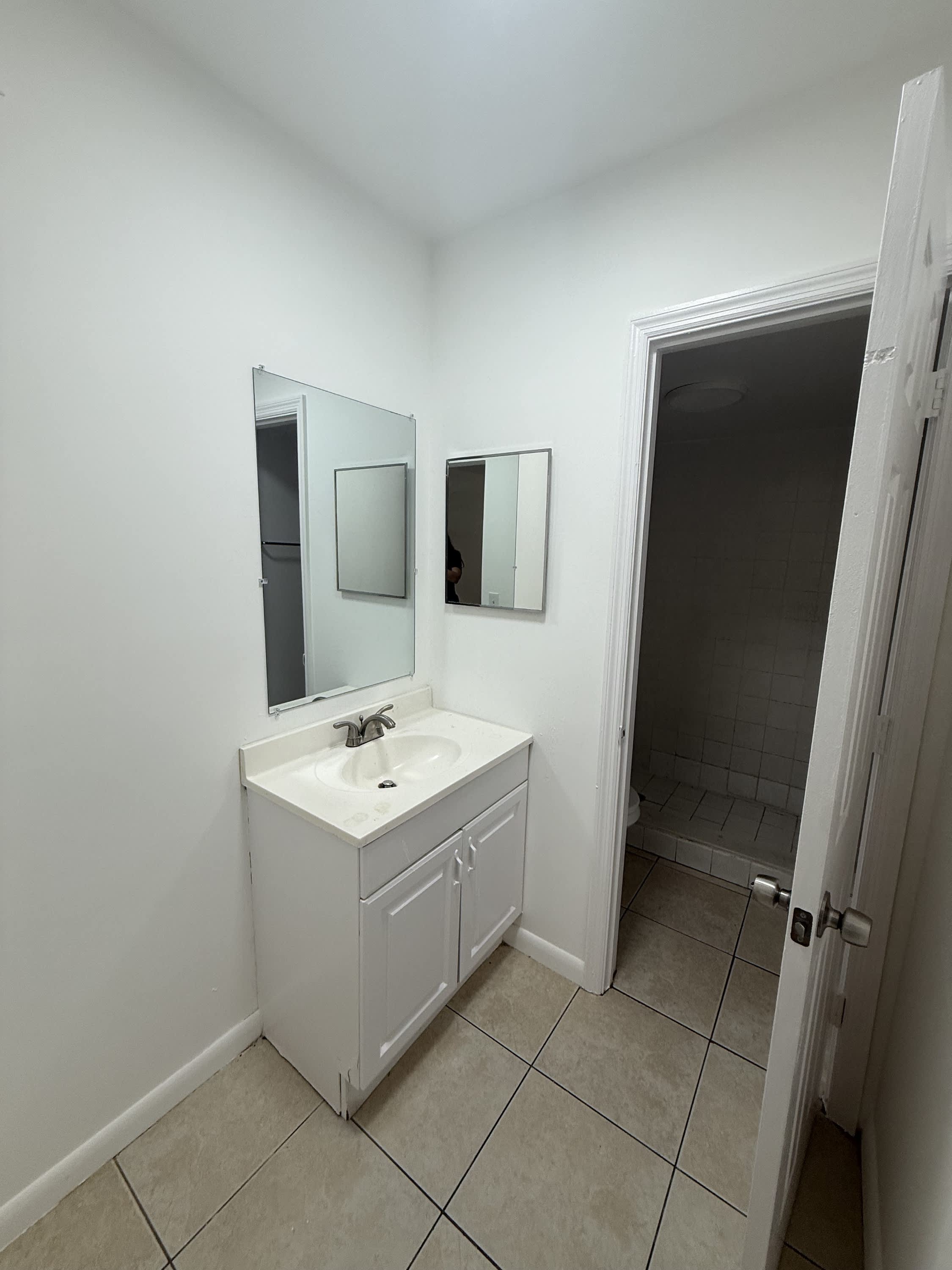 2916 NW 55th Avenue- 1B – photo 4