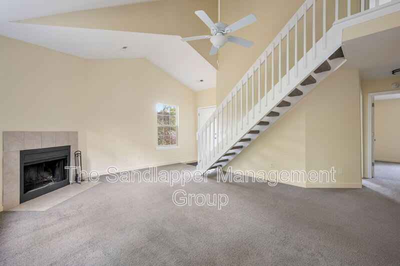 7955 Timbercreek Lane – photo 4