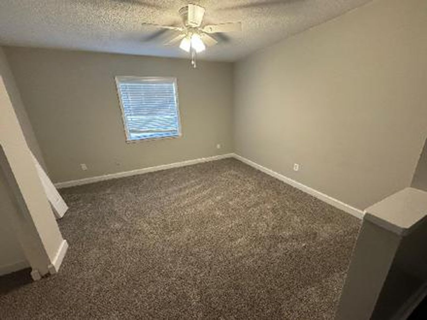 2 bed 2 bath garden unit at Avery Close! – photo 3