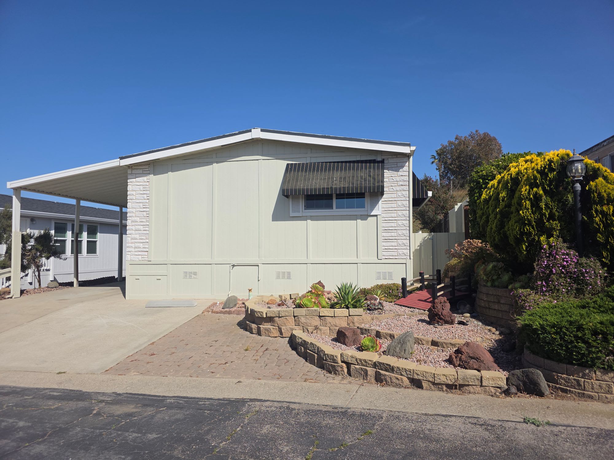 765 Mesa View Dr – photo 1