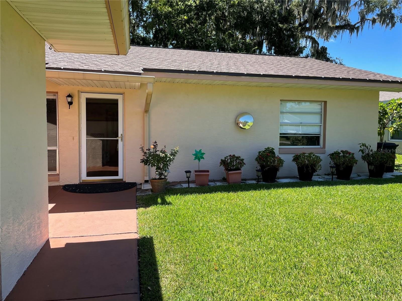 12 Farraday Lane – photo 1