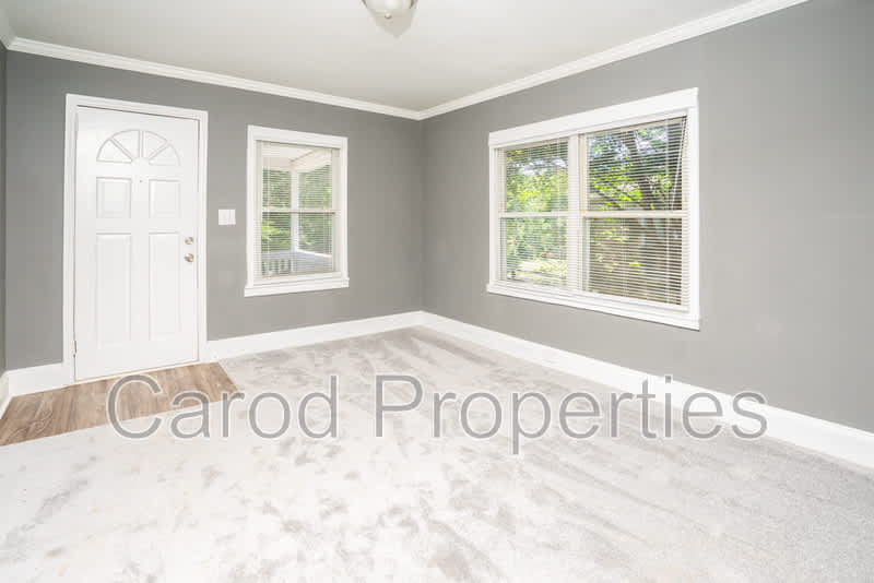 136 Powder St – photo 5
