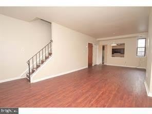 1734 W DIAMOND Street – photo 4
