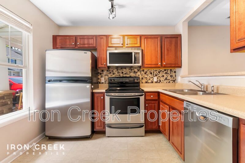 89 Old Salem Court – photo 4