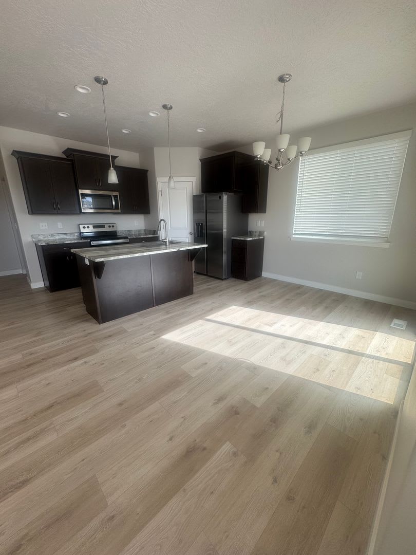 Beautiful Lehi Townhome for rent! – photo 4