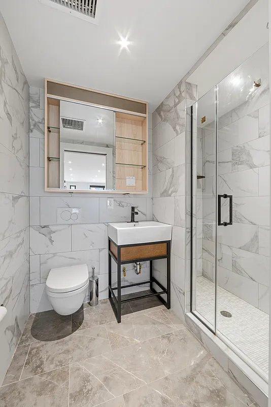 207 East 4th Street – photo 4