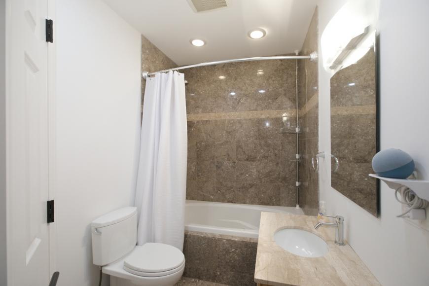 2619 N Harding – photo 5