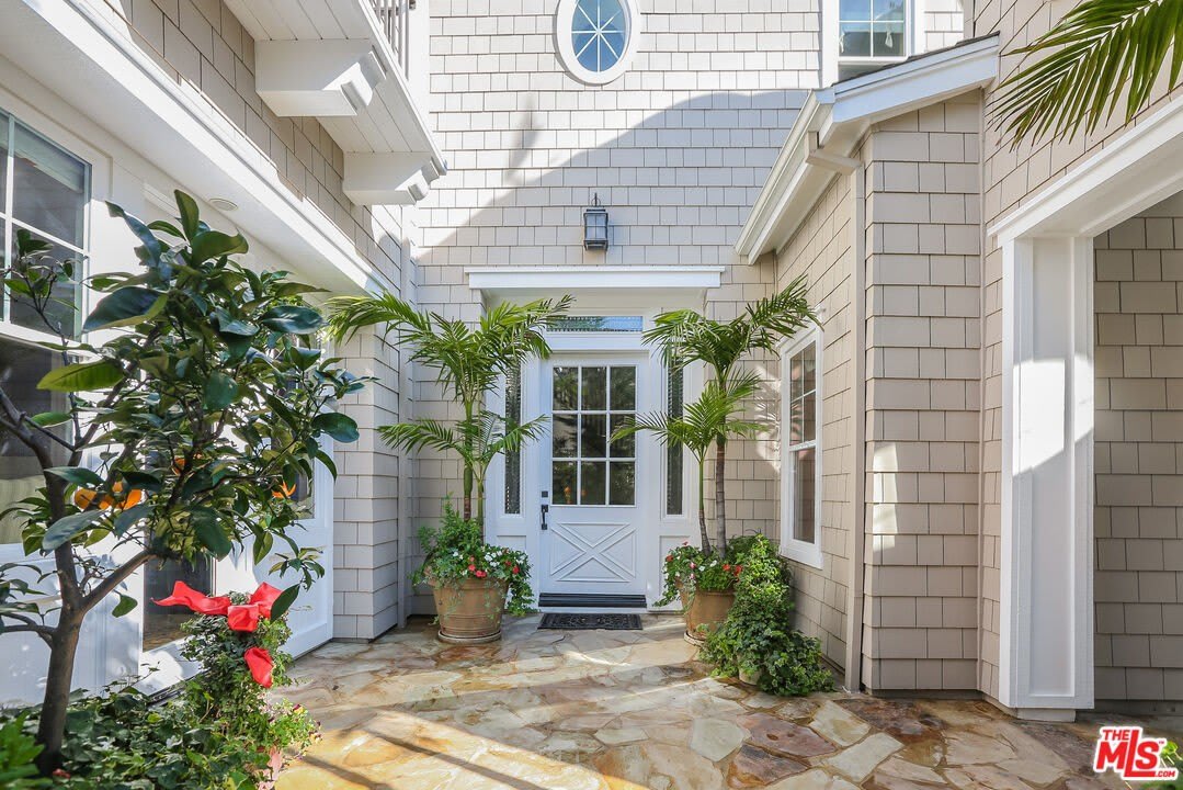 7391 Coastal View Dr – photo 3