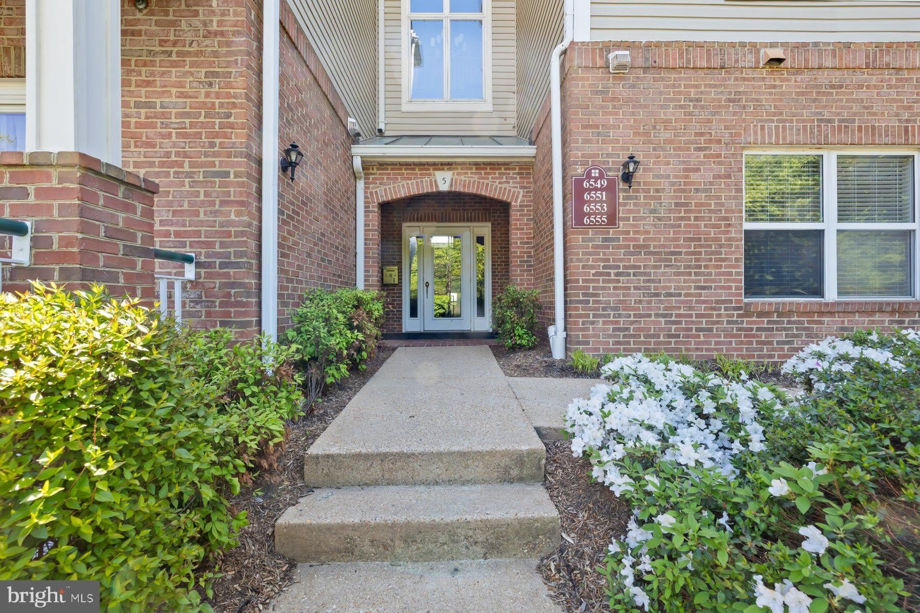 6551 GRANGE Lane – photo 1