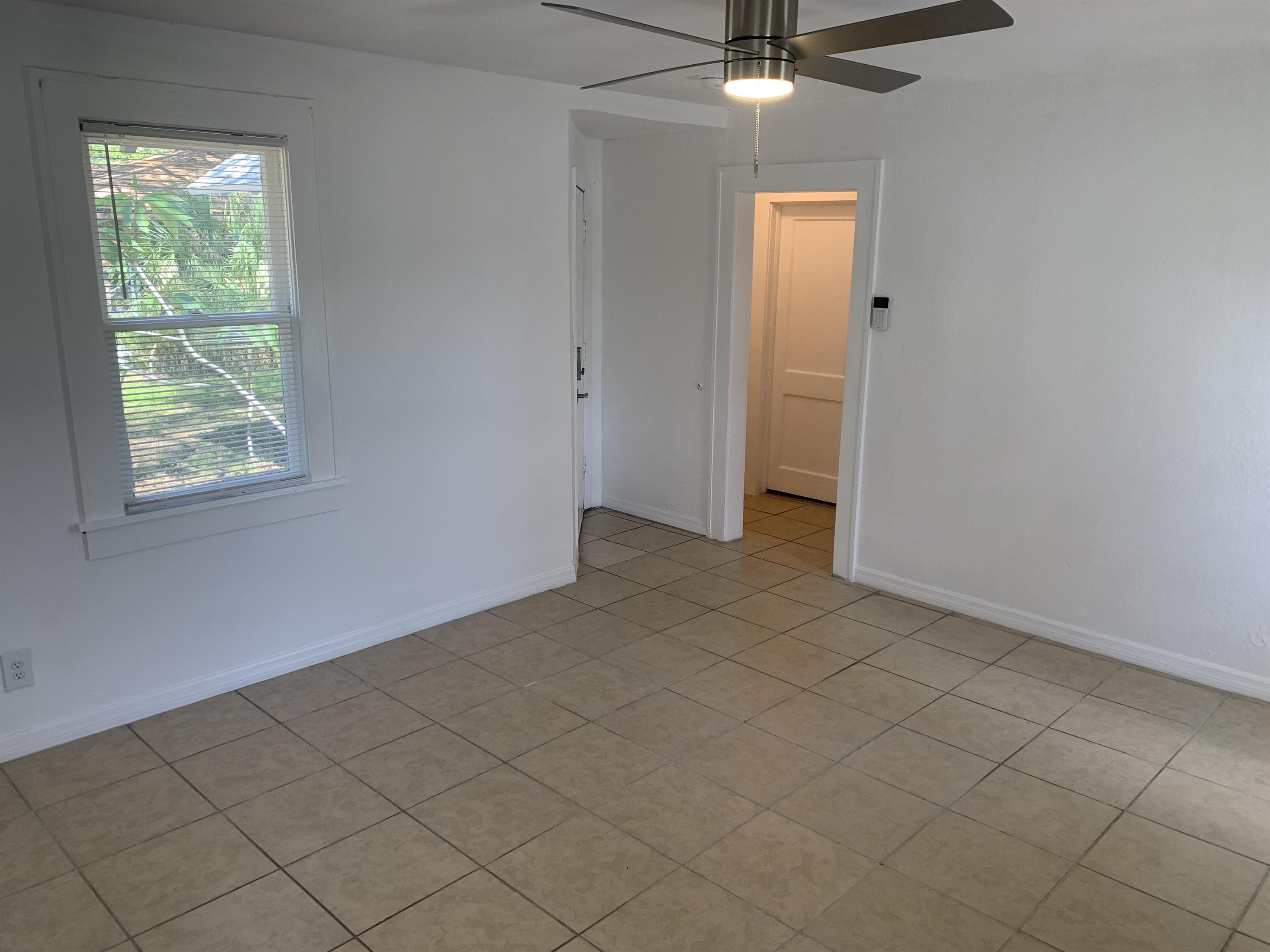 2425 22Nd Avenue South – photo 4