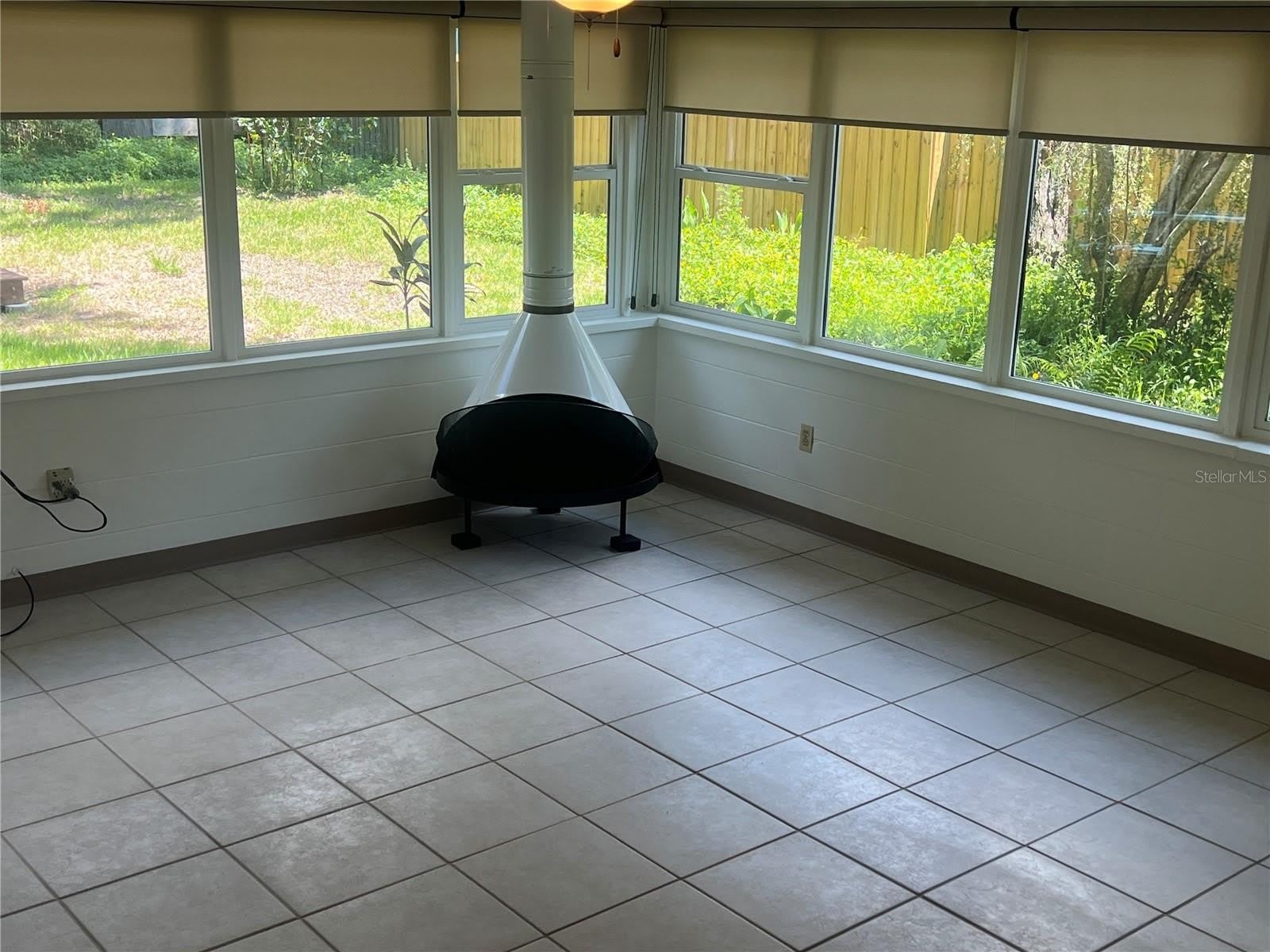 5819 27TH Avenue S – photo 4